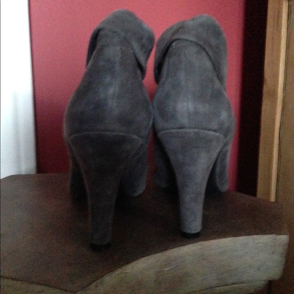 New Enzo Anglioni Booties - Picture 4 of 4